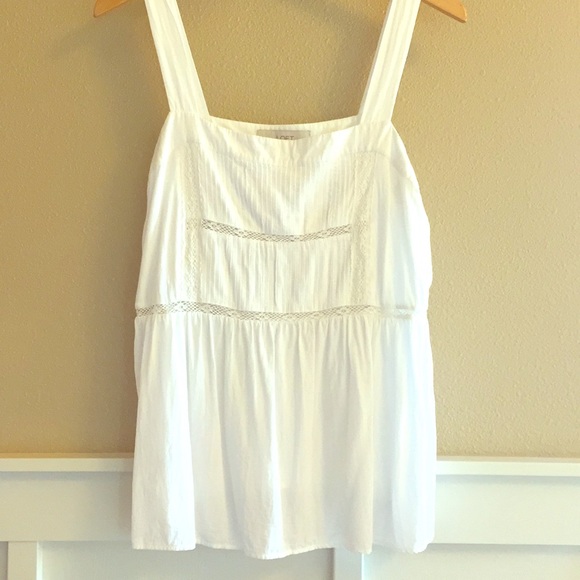 LOFT Tops - LOFT white sleeveless top